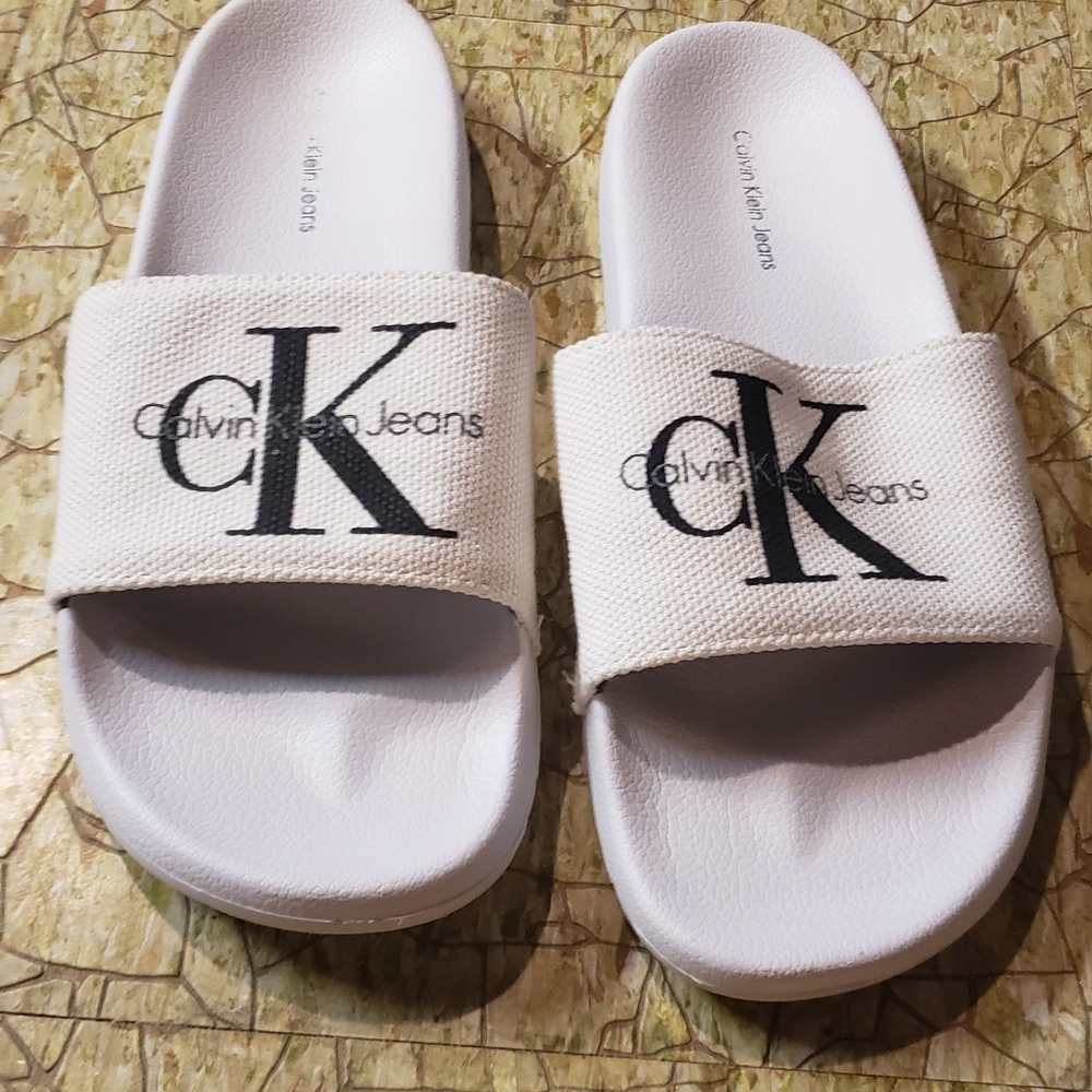 Calvin Klein White Canvas Slides Size 9
